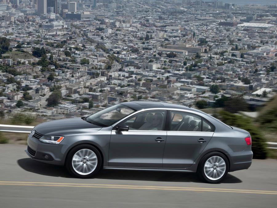  Volkswagen Jetta 2010 года  (US) (фото 19 из 52)